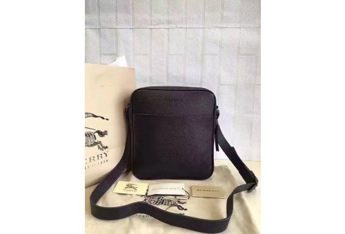 BUR-MSG-061 London Messenger Bag Calfskin Black