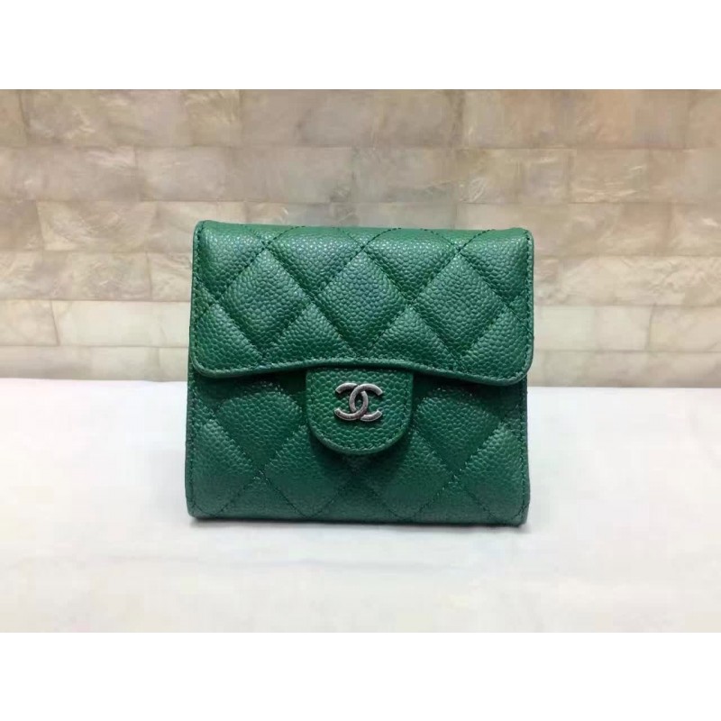 CHA-WAL-ICF-102 Iconic Flap Small Wallet Lambskin Grained Green
